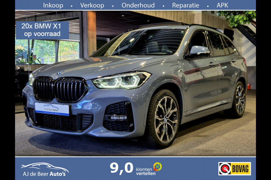 BMW X1 xDrive25e High Executive M-Sport | Panorama | 19” | Trekhaak | Camera | HUD | Stormbay metallic