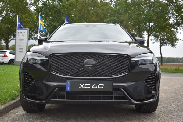 Volvo XC60 T8 455PK Plug-in hybrid AWD Ultra Black Edition | Luchtvering | HUD | Massage stoelen | Stoel koeling | Bowers & Wilkens |