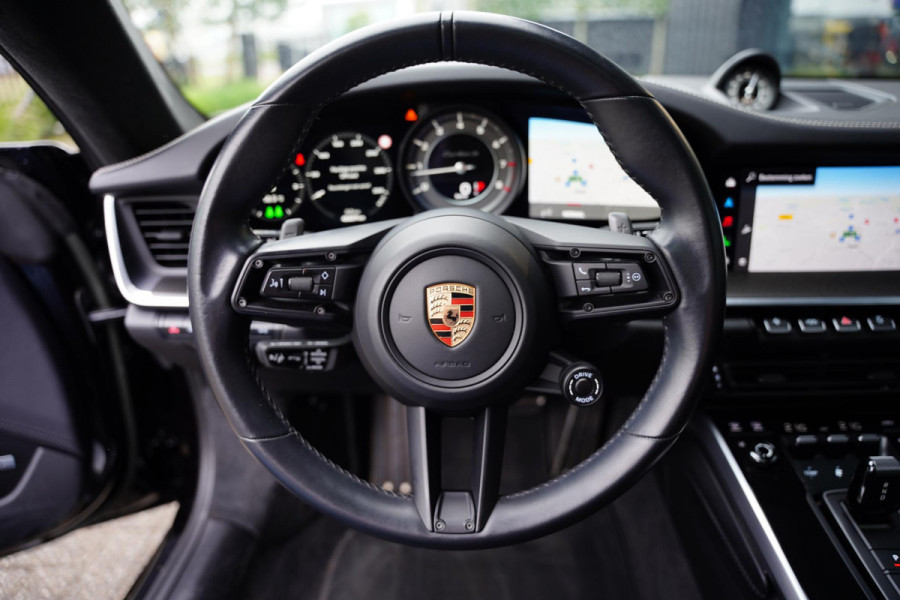 Porsche 911 992 Coupe 3.8 Turbo S BTW / PCCB / Sportuitlaat