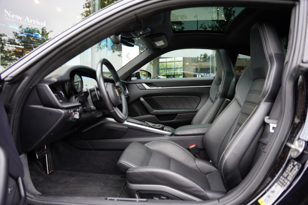 Porsche 911 992 Coupe 3.8 Turbo S BTW / PCCB / Sportuitlaat