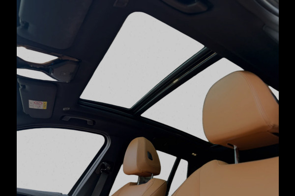 BMW iX3 High Executive 80 kWh M-pakket SOH 96% (1e eig, NL-auto, Dealer OndH, Panoramadak, Navi Pro, Camera, H&K, Autopilot, Etc))