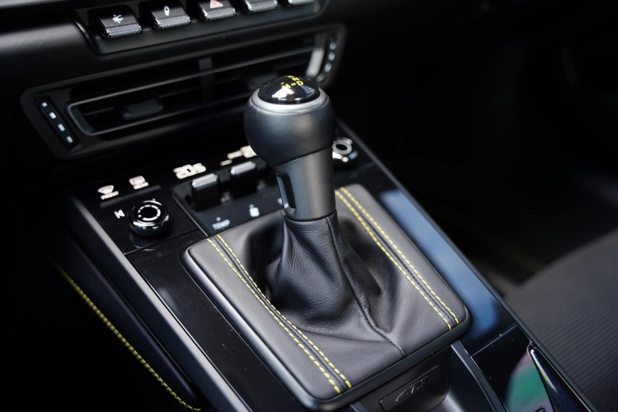 Porsche 911 992 4.0 GT3 Touring