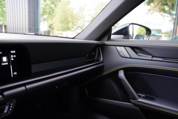 Porsche 911 992 4.0 GT3 Touring