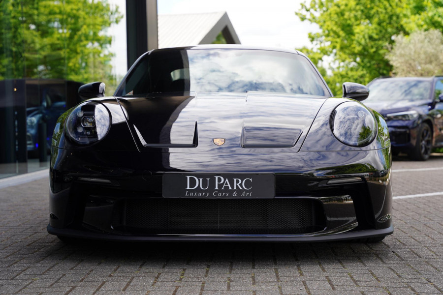 Porsche 911 992 4.0 GT3 Touring