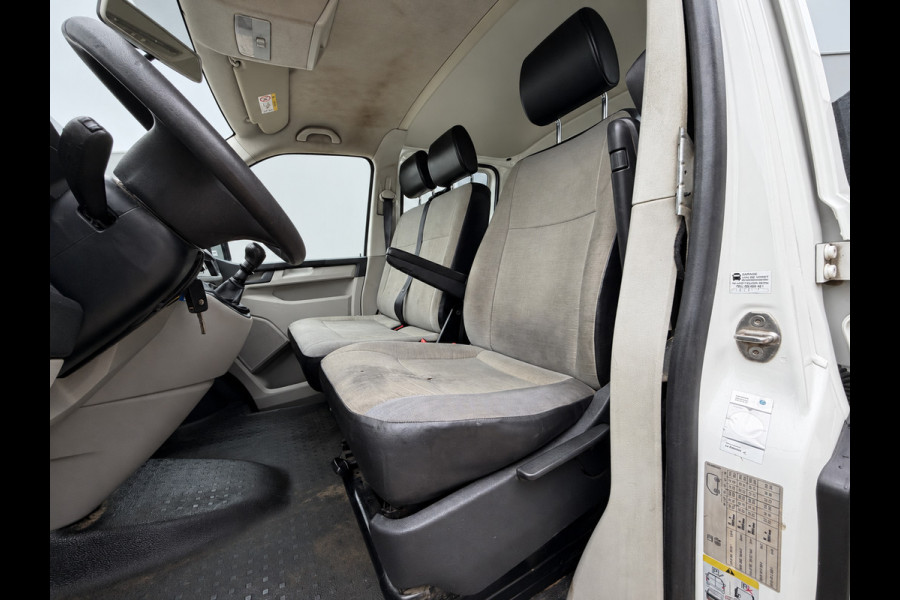 Volkswagen Transporter 2.0 TDI L2H1 DC Pickup goed onderhouden