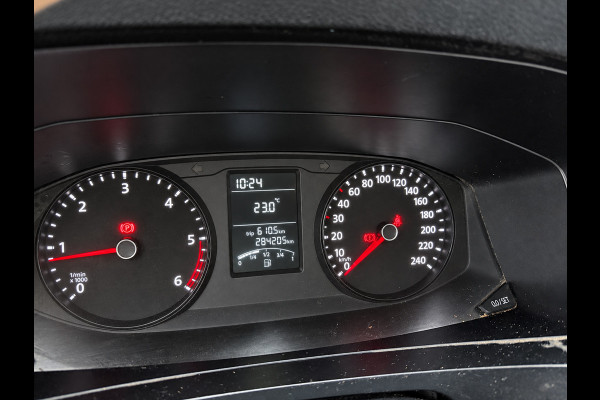 Volkswagen Transporter 2.0 TDI L2H1 DC Pickup goed onderhouden