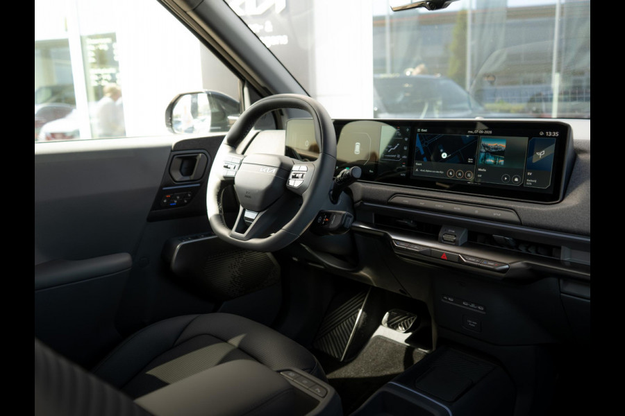 Kia EV2 Black-Line 61 kWh 4p | Stoel en stuurverwarming | Stoel ventilatie | Schuifkanteldak |
