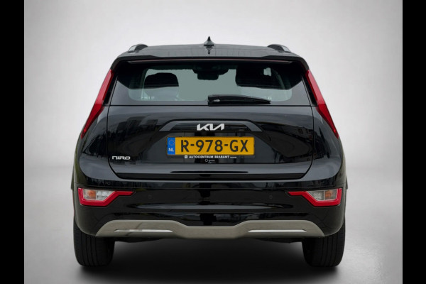 Kia Niro EV DynamicLine 64.8 kWh SOH 99% (NL-auto, 1e Eig, Dealer OndH, Navi, Carplay, Camera, ParkeerS, Lane Assist, ActiveC, Etc