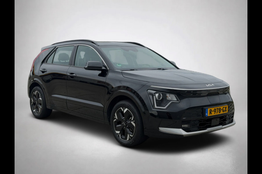 Kia Niro EV DynamicLine 64.8 kWh SOH 99% (NL-auto, 1e Eig, Dealer OndH, Navi, Carplay, Camera, ParkeerS, Lane Assist, ActiveC, Etc