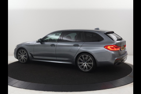 BMW 5 Serie Touring 530i xDrive M-sport High Executive | Leder | Camera | Harman/kardon | Park assist | Cruise control | Full LED | Bluetooth | Sfeerverlichting |