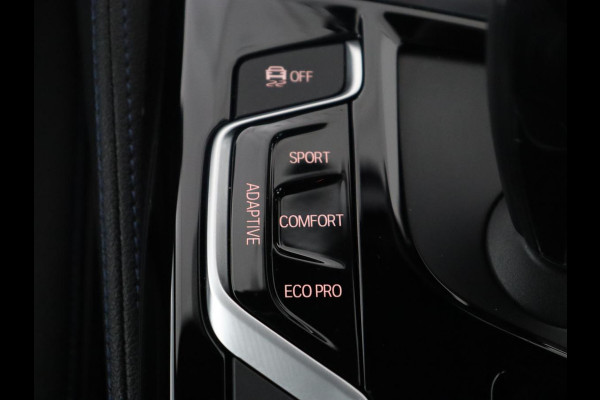 BMW 5 Serie Touring 530i xDrive M-sport High Executive | Leder | Camera | Harman/kardon | Park assist | Cruise control | Full LED | Bluetooth | Sfeerverlichting |