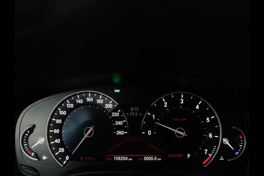BMW 5 Serie Touring 530i xDrive M-sport High Executive | Leder | Camera | Harman/kardon | Park assist | Cruise control | Full LED | Bluetooth | Sfeerverlichting |