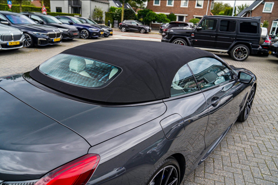 BMW 8 Serie M850i xDrive High Executive | Head Up Display | Bowers & Wilkins | 360 Camera | Laser | Stoelverkoeling