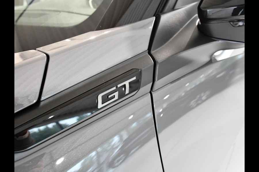 Peugeot 2008 1.2 Hybrid 145 GT .