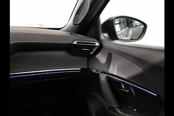 Peugeot 2008 1.2 Hybrid 145 GT .
