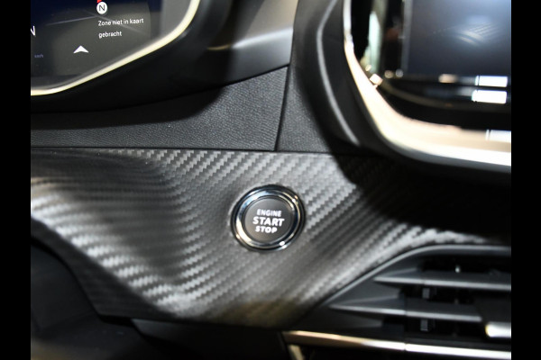 Peugeot 2008 1.2 Hybrid 145 GT .