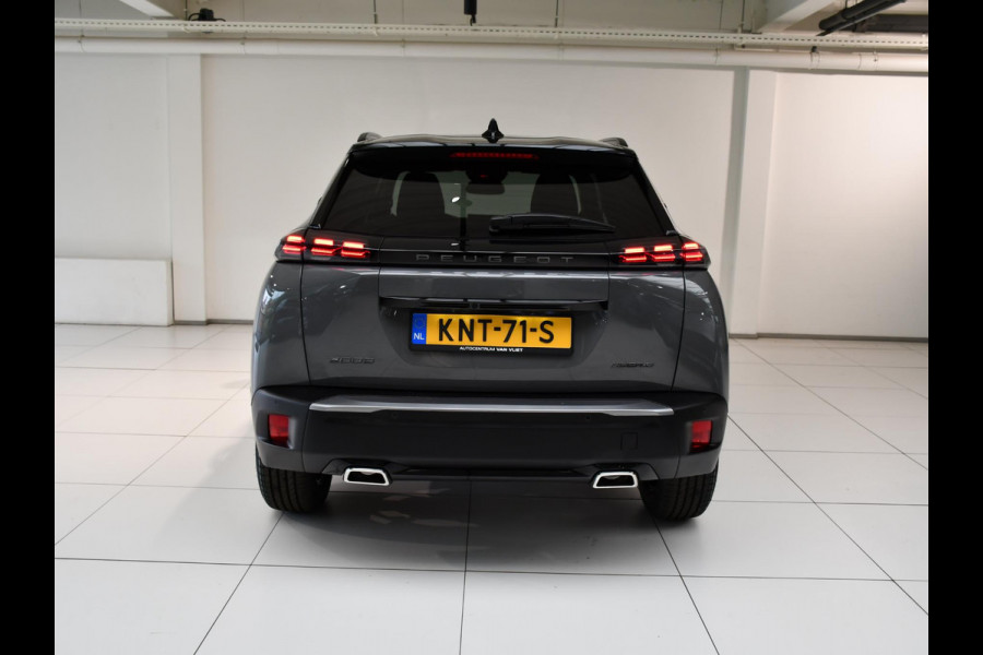 Peugeot 2008 1.2 Hybrid 145 GT .