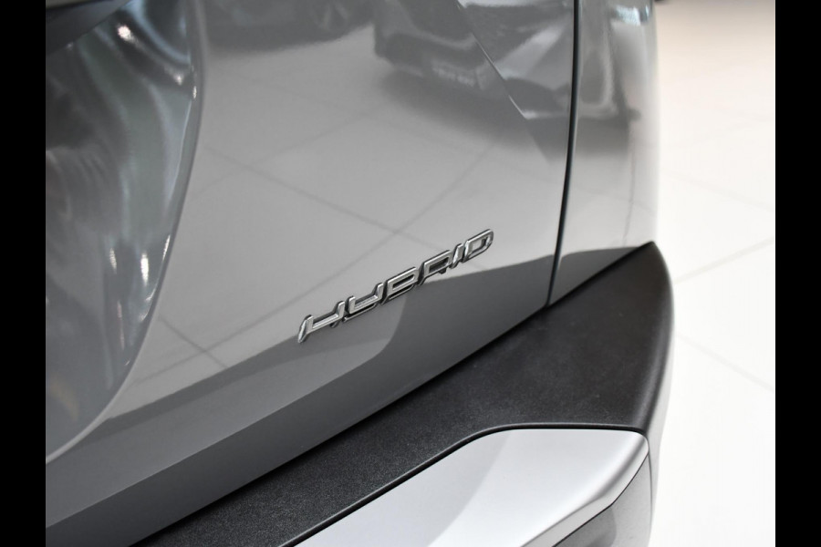 Peugeot 2008 1.2 Hybrid 145 GT .