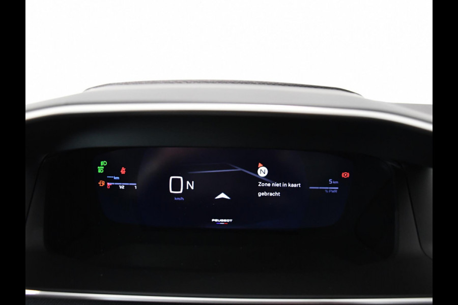 Peugeot 2008 1.2 Hybrid 145 GT .