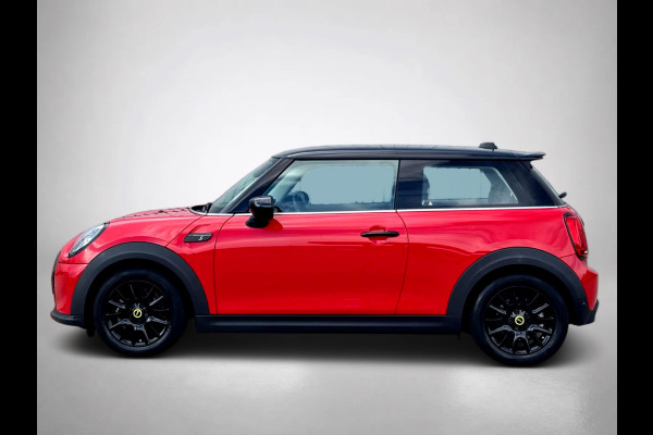 MINI Mini MINI Yours 33 kWh (SoH 96%, NL-auto, 1e Eig, BTW, Camera, Carplay, Climate Con, Navi, Parkeersensor, Etc)