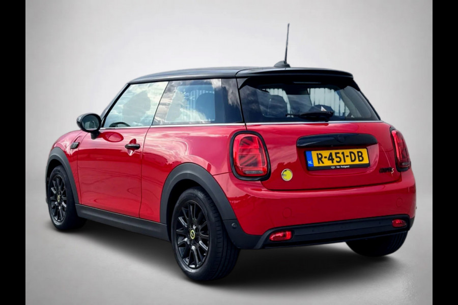 MINI Mini MINI Yours 33 kWh (SoH 96%, NL-auto, 1e Eig, BTW, Camera, Carplay, Climate Con, Navi, Parkeersensor, Etc)