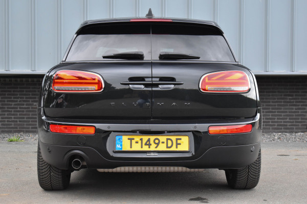 MINI Clubman 1.5 One Aut. | Xenon/LED | Stoelverwarming | Keyless | Navi | DAB | Black Pack