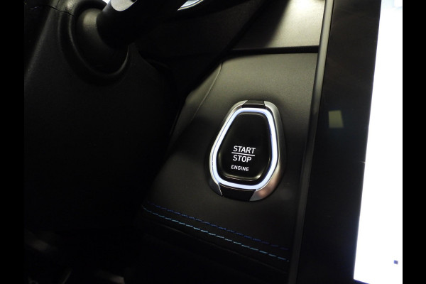 Lynk & Co 01 1.5 PHEV BlackEdition ZWARTE HEMEL/TREKH./SCHUIFDAK/LED/20"LMV!