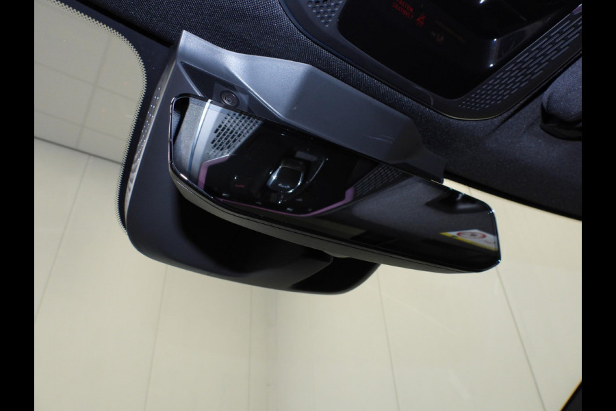 Lynk & Co 01 1.5 PHEV BlackEdition ZWARTE HEMEL/TREKH./SCHUIFDAK/LED/20"LMV!