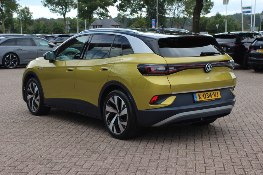 Volkswagen ID.4 Life 77 kWh / SoH 93,9% / Trekhaak / Camera / Apple CarPlay / DAB / 20'' / LED / Alcantara / Stoelverwarming / ACC