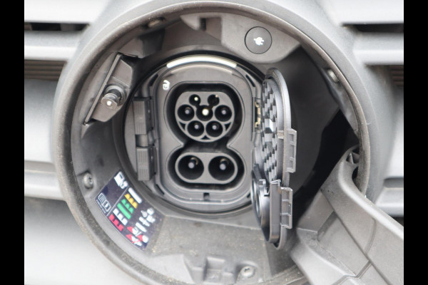 Mercedes-Benz eSprinter 314 56 kWh L2H2 RWD - New Model - LED - Winter pakket