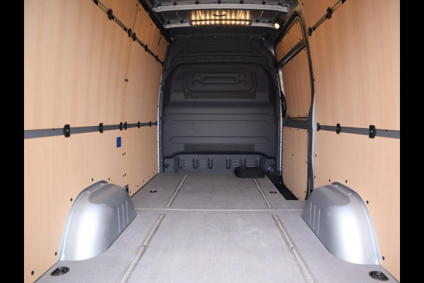 Mercedes-Benz eSprinter 314 56 kWh L2H2 RWD - New Model - LED - Winter pakket