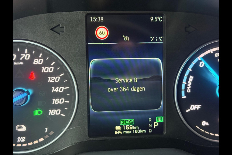 Mercedes-Benz eSprinter 314 56 kWh L2H2 RWD - New Model - LED - Winter pakket