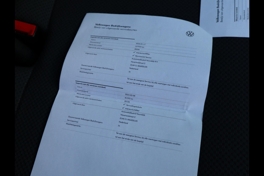Volkswagen Transporter 2.0 TDI 150 pk DSG Automaat L2 Lang - Highline