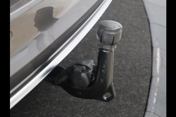 Audi A4 Avant 35 TFSI Advanced Edition | Trekhaak | RS-Wheels | Virtual dashboard | Carplay | Climate control | Full LED | Cruise control | Navigatie |