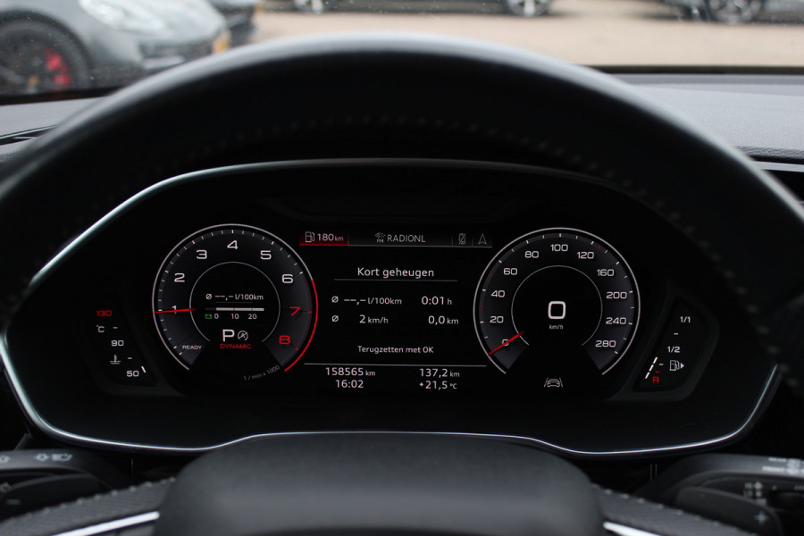 Audi Q3 35 TFSI S Line / CarPlay / Parkeerhulp V+A / 18'' / Sfeerverlichting / Elektr. stoelen / Matrix LED / Virtual Cockpit / Cruise Control