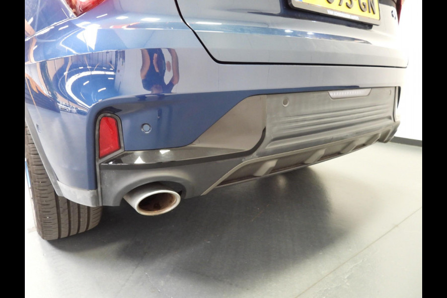 Lynk & Co 01 1.5 PHEV Plug-In NAVI/360CAM/SCHUIFDAK/LED/20"LMV!