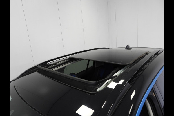 Lynk & Co 01 1.5 PHEV Plug-In NAVI/360CAM/SCHUIFDAK/LED/20"LMV!