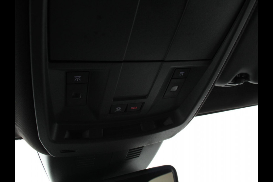 Peugeot 5008 1.2 Hybrid 145pk Automaat Allure 7p Navigatie Apple Carplay/Android Auto Camera Climate control Dab Led Keyless start Lichtmetalen Velgen Parkeer sensoren