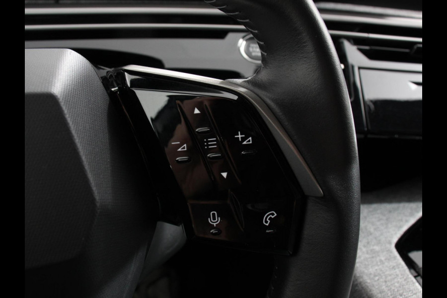 Peugeot 5008 1.2 Hybrid 145pk Automaat Allure 7p Navigatie Apple Carplay/Android Auto Camera Climate control Dab Led Keyless start Lichtmetalen Velgen Parkeer sensoren