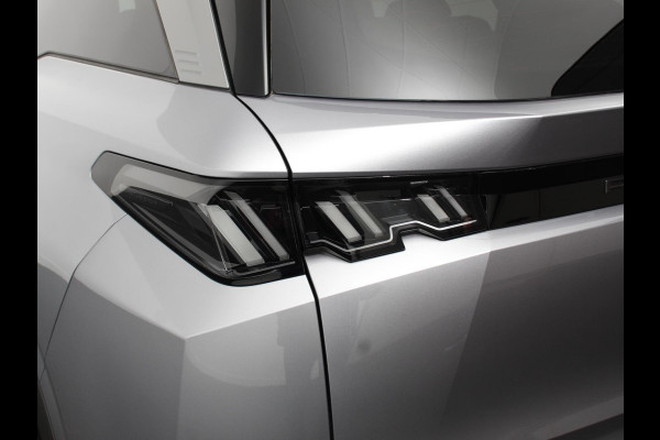 Peugeot 5008 1.2 Hybrid 145pk Automaat Allure 7p Navigatie Apple Carplay/Android Auto Camera Climate control Dab Led Keyless start Lichtmetalen Velgen Parkeer sensoren