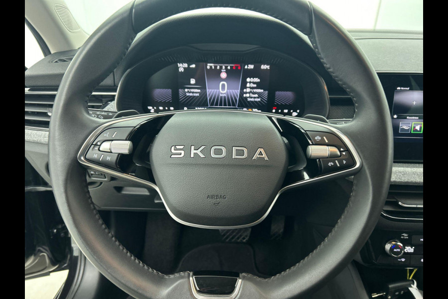 Škoda Kamiq 1.0 TSI Business Edition DSG Navigatie Climate control Cruise control LED Keyless Achteruitrijcamera Parkeersensoren Apple Carplay/ Android Auto Radio