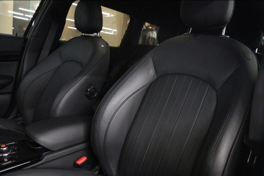 MINI Clubman 2.0 JCW ALL4 Thunder Pack PANO/CARPLAY/KEYLESS/ACC/VOL
