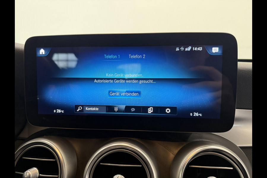 Mercedes-Benz GLC 300e 4MATIC Automaat PHEV AMG Line Navigatie Cruise Control Parkeersensoren Stoelverwarming Panorama dak Matrix LED-koplampen Virtual Cockpit Surround-systeem Burmester Inductielader