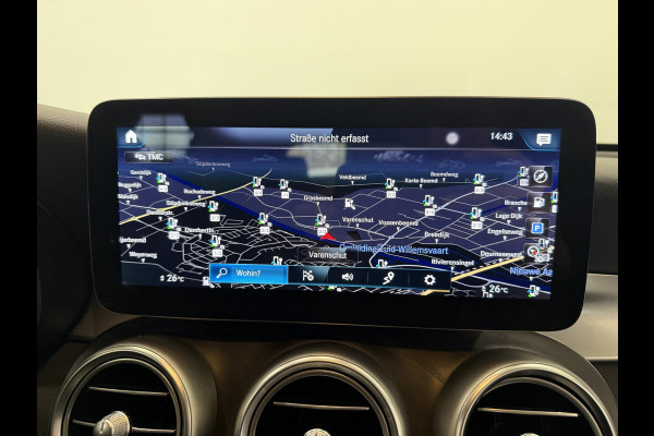 Mercedes-Benz GLC 300e 4MATIC Automaat PHEV AMG Line Navigatie Cruise Control Parkeersensoren Stoelverwarming Panorama dak Matrix LED-koplampen Virtual Cockpit Surround-systeem Burmester Inductielader