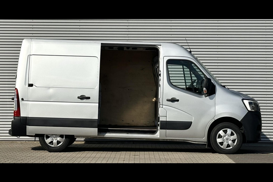 Renault Master T35 2.3 dCi 180pk trekhaak L2H2 MARGE BTW VRIJ