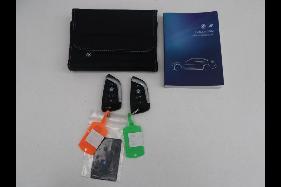 BMW i4 M50 High Executive 84 kWh | SOH 94.5% | Leder | Adaptive cruise | M-Sport stoelen | Head up | 360 camera | Memory | Stuur/stoel verwarming | M-sport stuur |