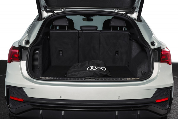 Audi Q3 Sportback 45 TFSI e 245 PK S Edition S-Line Orig. NL | Dig. Cockpit | Cruise | PDC | Camera | NAV+App. Connect | Elek. Klep | ECC | LM 20" |