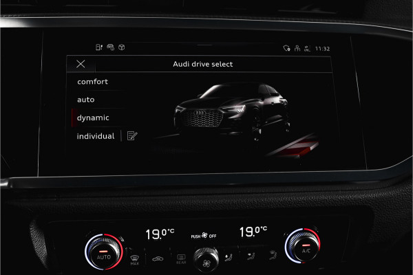 Audi Q3 Sportback 45 TFSI e 245 PK S Edition S-Line Orig. NL | Dig. Cockpit | Cruise | PDC | Camera | NAV+App. Connect | Elek. Klep | ECC | LM 20" |