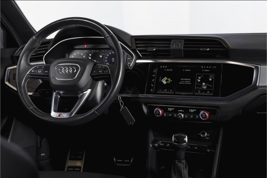 Audi Q3 Sportback 45 TFSI e 245 PK S Edition S-Line Orig. NL | Dig. Cockpit | Cruise | PDC | Camera | NAV+App. Connect | Elek. Klep | ECC | LM 20" |