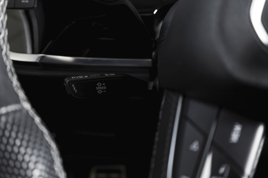 Audi Q3 Sportback 45 TFSI e 245 PK S Edition S-Line Orig. NL | Dig. Cockpit | Cruise | PDC | Camera | NAV+App. Connect | Elek. Klep | ECC | LM 20" |
